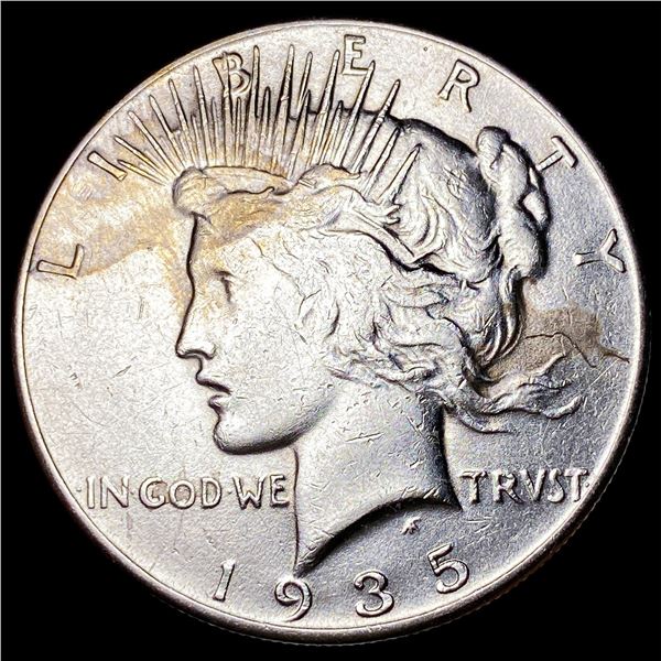 1935 Silver Peace Dollar NEARLY UNCIRCULATED