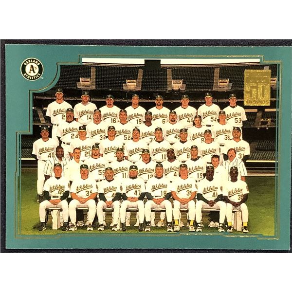 2001 TOPPS OAKLAND ATHLETICS