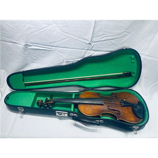 Nicolaus Amatus fecit in Cremona 1640 3/4 Violin