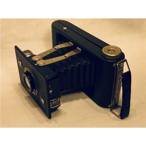 Jiffy Kodak Made in Canada by Canadian Kodak Co. Limited Toronto Ontario