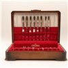 Image 1 : 1847 Rogers Bros. silver-plated flatware service in fitted case