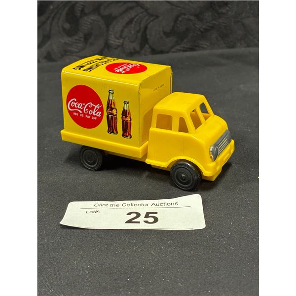 Vintage Coca Cola delivery truck, 3.5" long