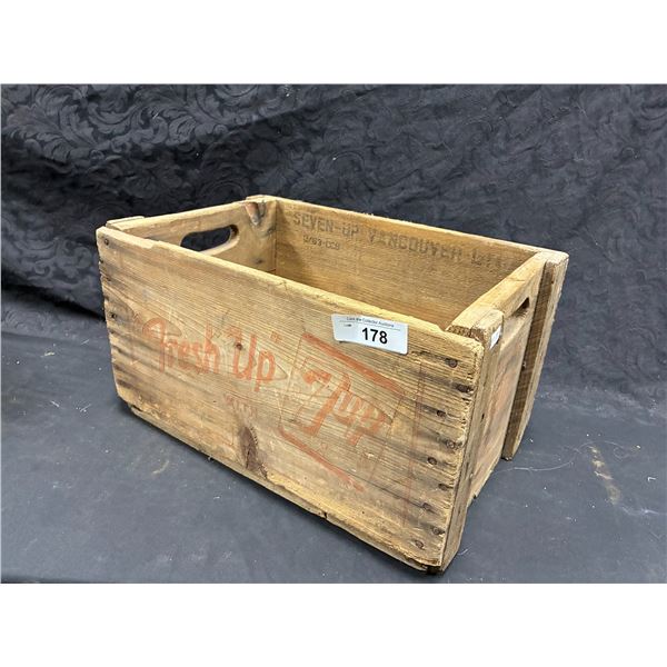 Vintage 7UP crate, 18"x10"