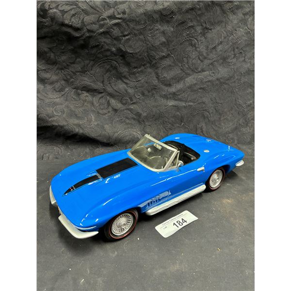 Vintage 1967 Corvette whiskey decanter , 14"