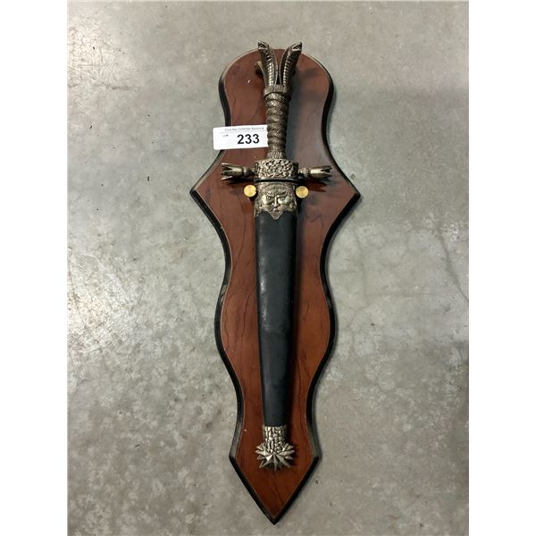 Dagger with wooden display hanger and sheath, 18"