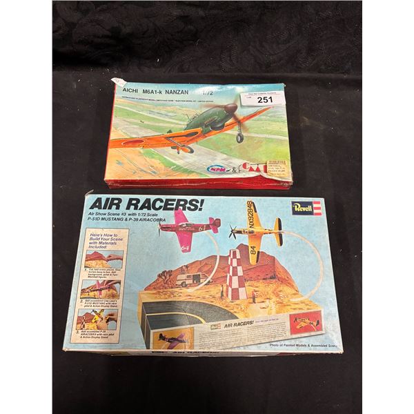 2 Vintage plane model kits
