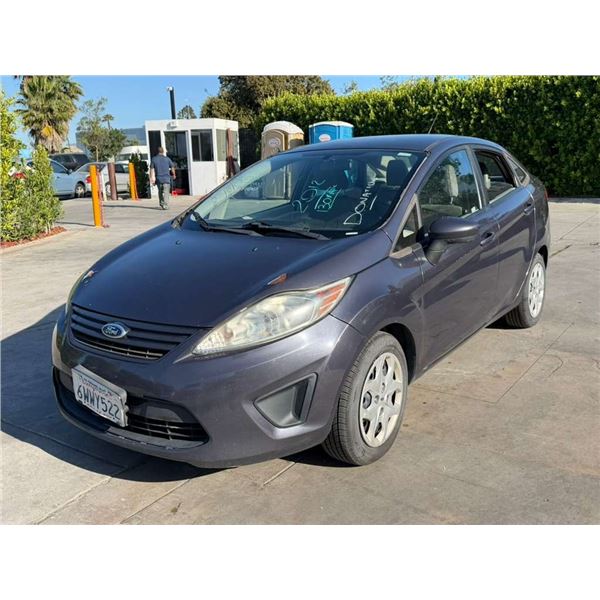 FORD  FIESTA  2012 T-DONATION