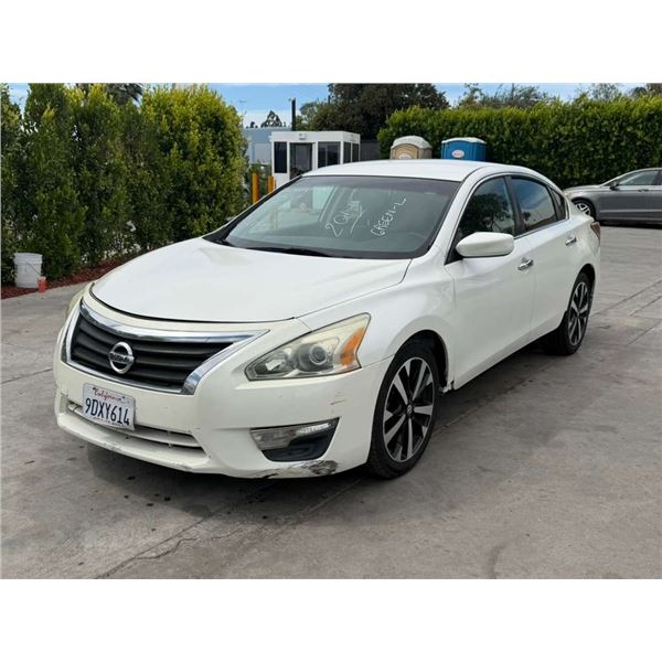 NISS ALTIMA 2014 SALV T/DONATION