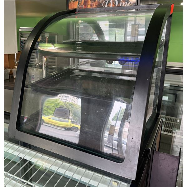 Curved Commercial 3-Tier Countertop Display Case 16.5" x 16.5" x 17.5"H