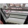 Image 9 : True TCGR-59 Curved Refrigerated Bakery Display Case