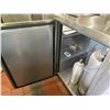 Image 7 : True TDD-3CT-8-HC Kegerator Beer Dispenser Refrigerator