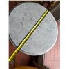 Image 7 : Carrara Marble Table w/ Bruni 3 Table Base 23.5" Dia, 30"H