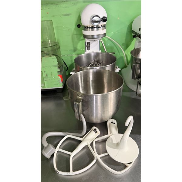 Kitchen Aid Professional Mixer w/ 2 Bowls & Accessories