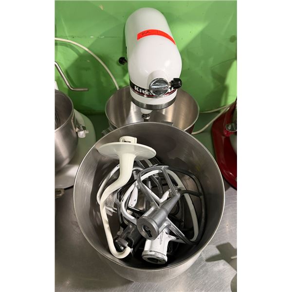 Kitchen Aid Professional Mixer w/ 2 Bowls & Accessories
