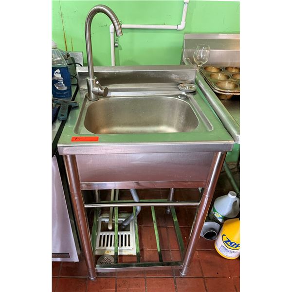 Real Relax NSF Single-Basin Sink w/ Faucet 22" x 19" x 36"H