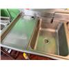 Image 3 : Advance Tabco T9-83-60-18RL 3-Basin Sink w/ Dual Drainboards & Faucet 98" x 33" x 37"H