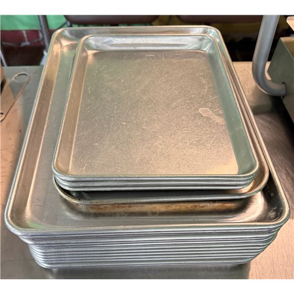 Multiple Metal Baking Sheets, Misc Sizes