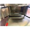 Image 2 : Gourmia French Door Digital Toaster Oven