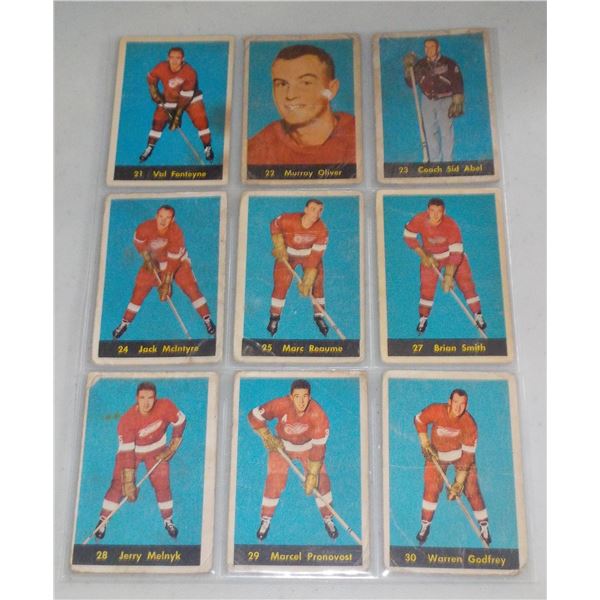 Lot of 9 1960-61 Parkhurst NHL Hockey cards
