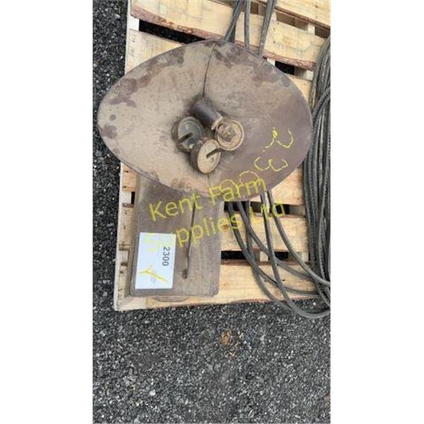 ANTIQUE WEIGH SCALE