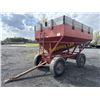 Image 5 : 175 BUSHEL DERYINCK V-BOX WITH LIGHTS