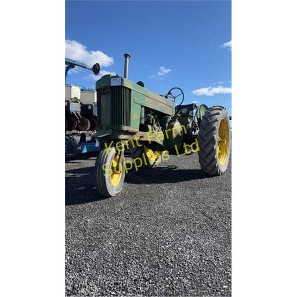 JOHN DEERE 60 TRACTOR