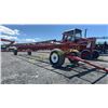 Image 6 : HAY ROUND/SQUARE WAGON 30'