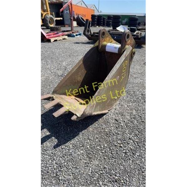 BACKHOE 16" BUCKET