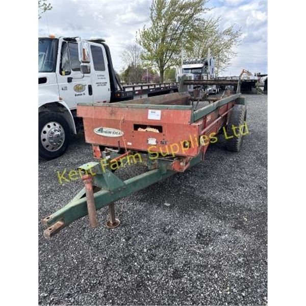 NEW IDEA 217 MANURE SPREADER