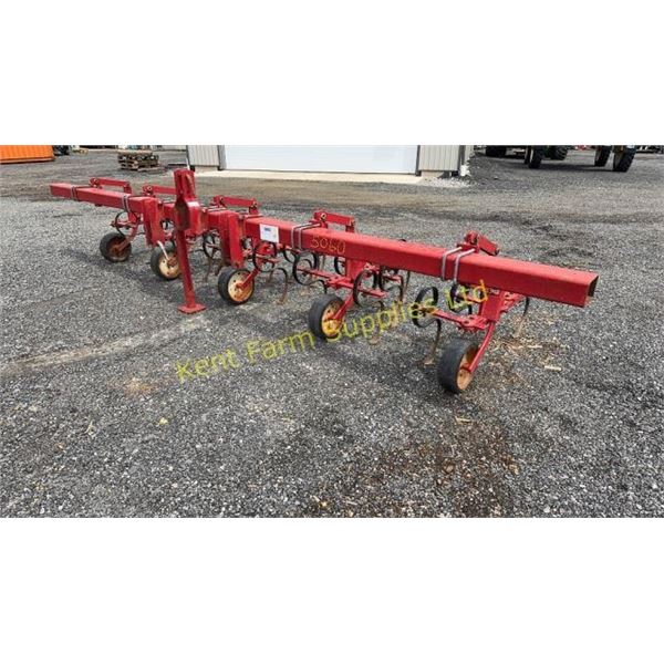 KONGSKILDE TRIPLE K 4 ROW CORN CULTIVATOR