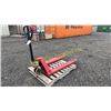 Image 4 : BE PALLET FORK 2500 KG CAPACITY