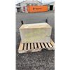 Image 9 : ALUNINUM CHECKER PLATE STORAGE BOX