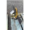 Image 3 : COMPOUND MITER SAW 8 1/4"