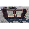 Image 3 : JD 245 BALE SPEAR 36"