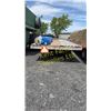 Image 3 : JOHN DEERE RUNNING GEAR WITH 20' FLAT BED