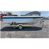 Image 6 : VINTAGE FIBERGLASS BOAT & TRAILER 16'