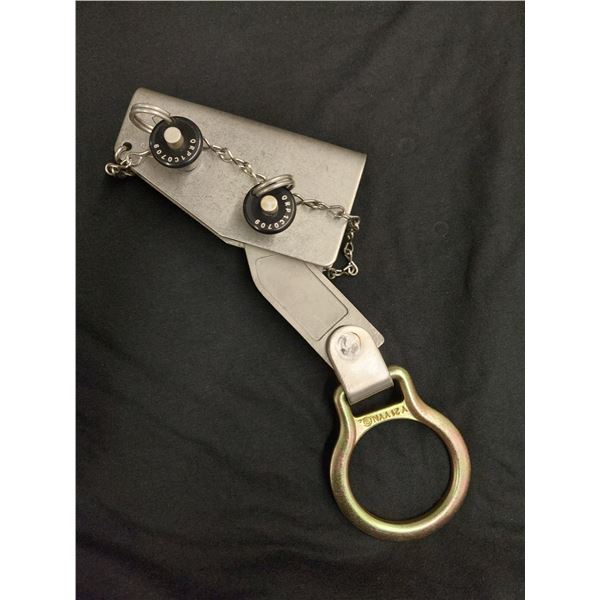 CÂBLE D’ACIER STATIQUE 3/8" 3M AVEC COULISSEAU DE SÉCURITÉ