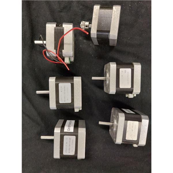 LOT DE MOTEURS "STEPPER" ASSORTIS
