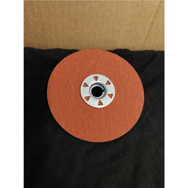 BOITE DE 25 PAPIER SABLÉ CG50T / CÉRAMIQUE, 4-1/2" X 5/8"-11