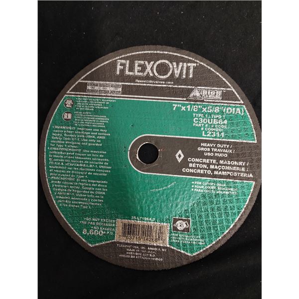 DISQUE POUR MÉTAL 9" X 1/8" X 5/8" (DIA)