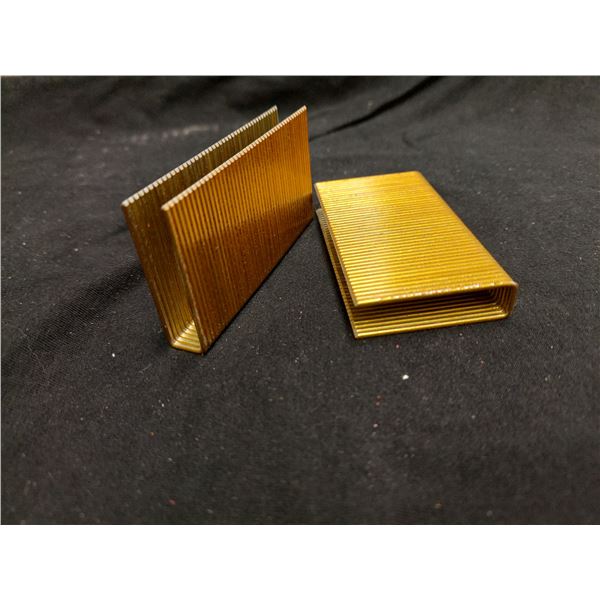BOITE DE 5000 AGRAFES À PLANCHER 1-3/4" FASTENING SYSTEM