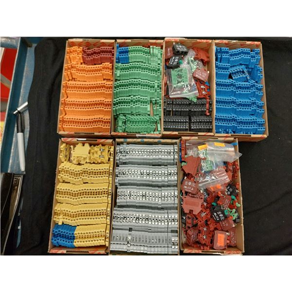 LOT DE 500+ TERMINAUX