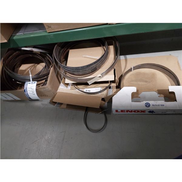 LOT DE 16 LAMES ASST.