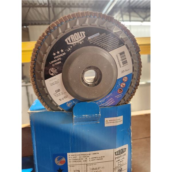 LOT DE 7 BTE/10 DISQUES ABRASIFS ASS. VOIR PHOTO