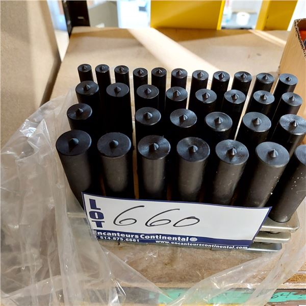 LOT 27 DE PUNCH ASS.