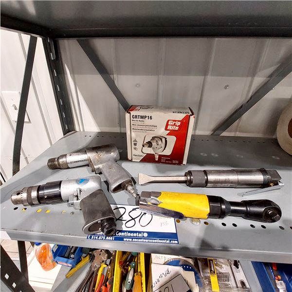 LOT DE 5 OUTILS PNEUMATIQUES ASS.
