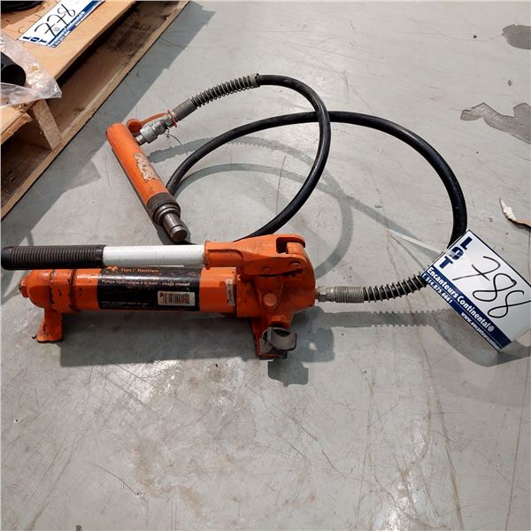POMPE HYDRAULIQUE 4 TONNES STRONGARM