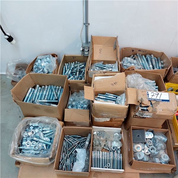 LOT DE 600+ ANCRAGES ASS. VOIR PHOTO