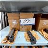Image 2 : LOT DE 22 COUTEAUX POUR TOUR