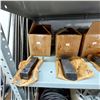Image 2 : LOT DE 22 COUTEAUX POUR TOUR